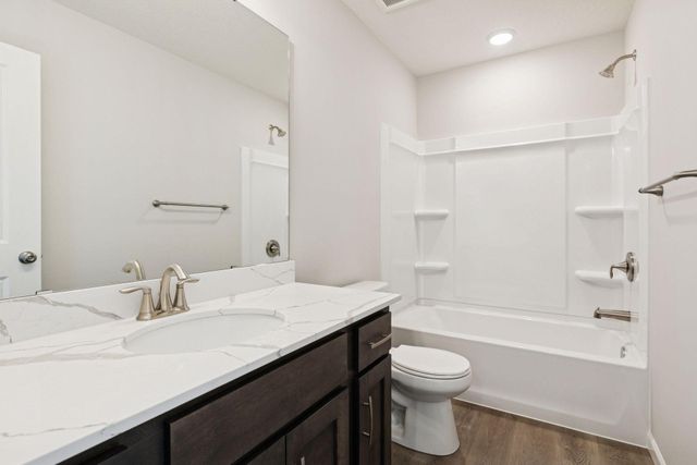 907 Harvest Drive SW, Lonsdale, MN 55046