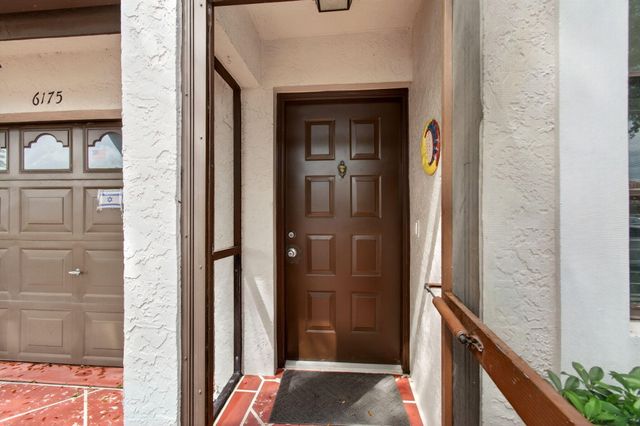 6175 Kings Gate Circle, Delray Beach, FL 33484