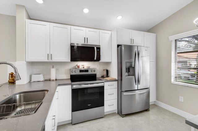 6175 Kings Gate Circle, Delray Beach, FL 33484