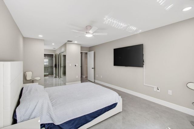 6175 Kings Gate Circle, Delray Beach, FL 33484