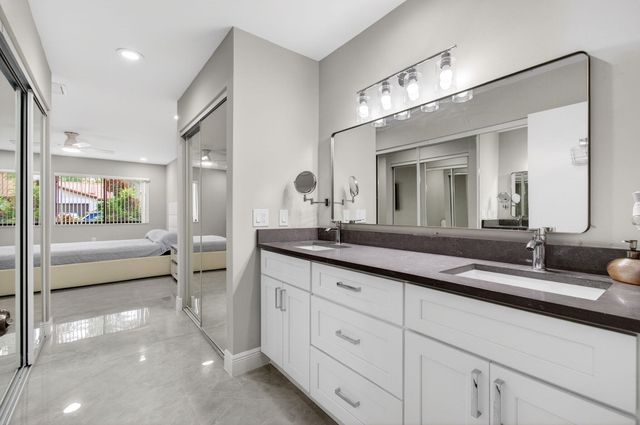 6175 Kings Gate Circle, Delray Beach, FL 33484