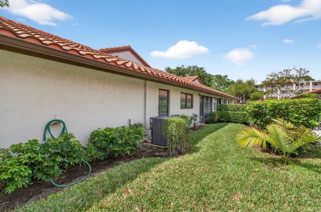 6175 Kings Gate Circle, Delray Beach, FL 33484