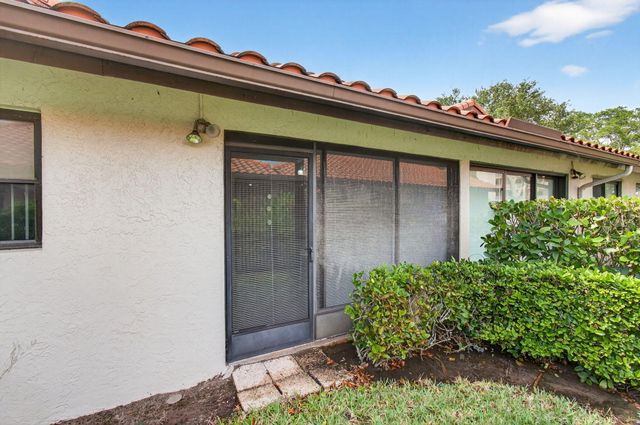 6175 Kings Gate Circle, Delray Beach, FL 33484