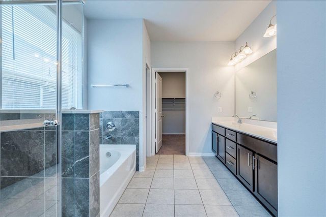 275 Cherrystone LOOP, Buda, TX 78610