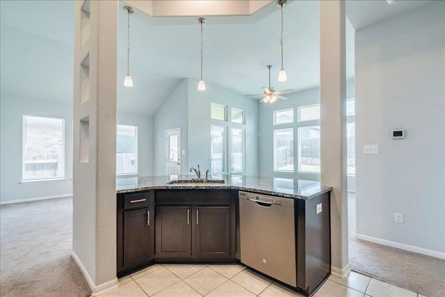 275 Cherrystone LOOP, Buda, TX 78610