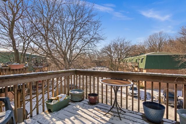 1995 Tall Oaks Drive 3B, Aurora, IL 60505