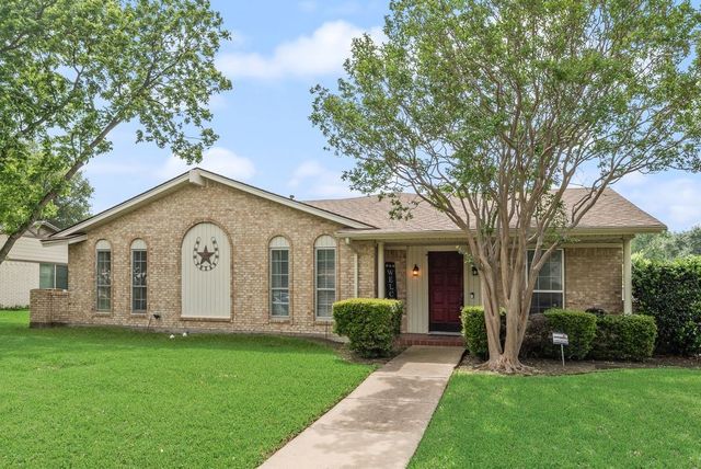 518 Colonial Drive, Garland, TX 75043