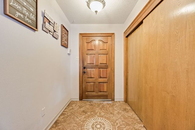 518 Colonial Drive, Garland, TX 75043