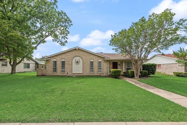 518 Colonial Drive, Garland, TX 75043