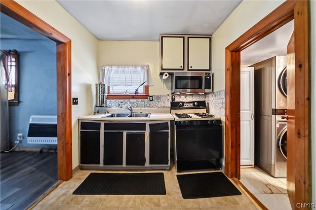6994 Lakeshore Road, Cicero, NY 13039