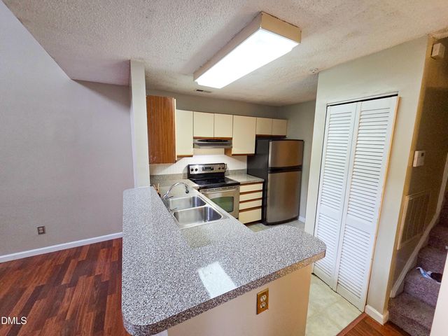 3810 Grey Harbor Drive 307, Raleigh, NC 27616