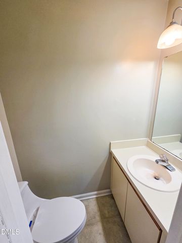 3810 Grey Harbor Drive 307, Raleigh, NC 27616