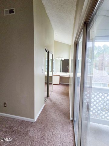 3810 Grey Harbor Drive 307, Raleigh, NC 27616