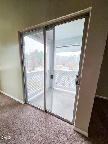 3810 Grey Harbor Drive 307, Raleigh, NC 27616