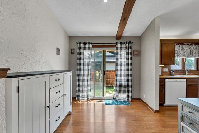 2120 N Hyacinth St, Wichita, KS 67203