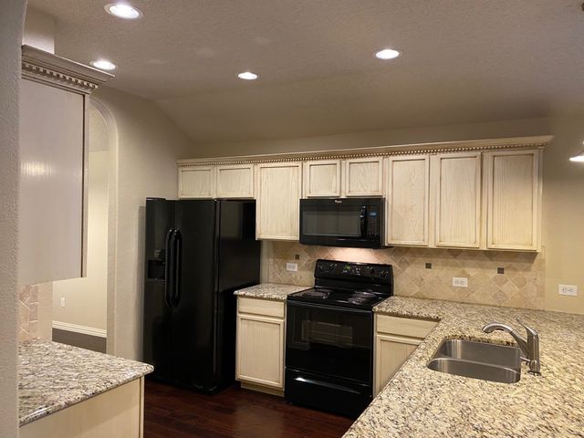 9909 Carter Drive, Mckinney, TX 75072