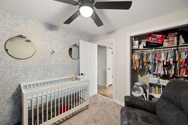 2830 NE 53rd Court, Des Moines, IA 50317