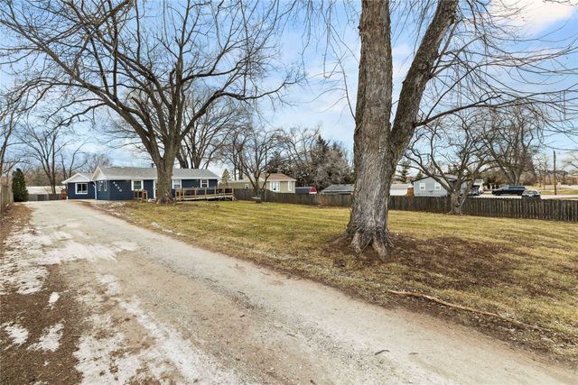 2830 NE 53rd Court, Des Moines, IA 50317