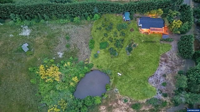 122 NE Crane Ln, Corvallis, OR 97330