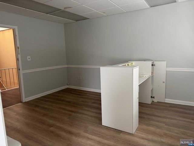 404 Clifton Avenue 2A, Clifton, NJ 07011
