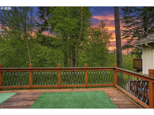 4025 Sw POMONA St, Portland, OR 97219
