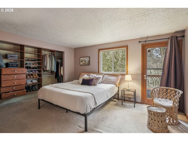 4025 Sw POMONA St, Portland, OR 97219