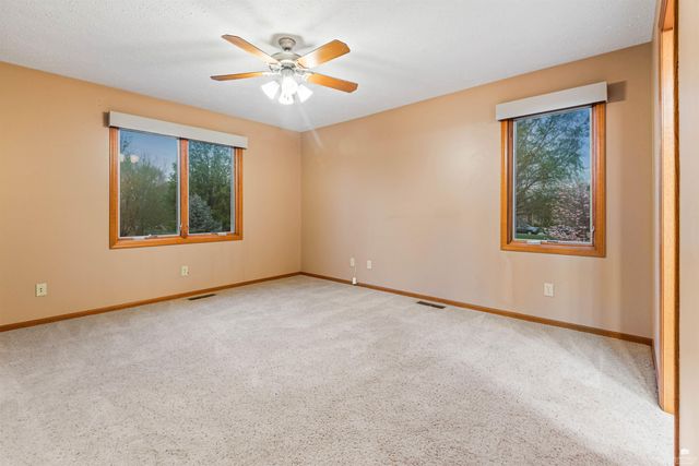 4505 Kelsey Drive, Manhattan, KS 66502