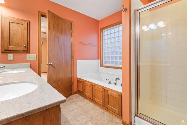 4505 Kelsey Drive, Manhattan, KS 66502
