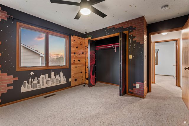 4505 Kelsey Drive, Manhattan, KS 66502
