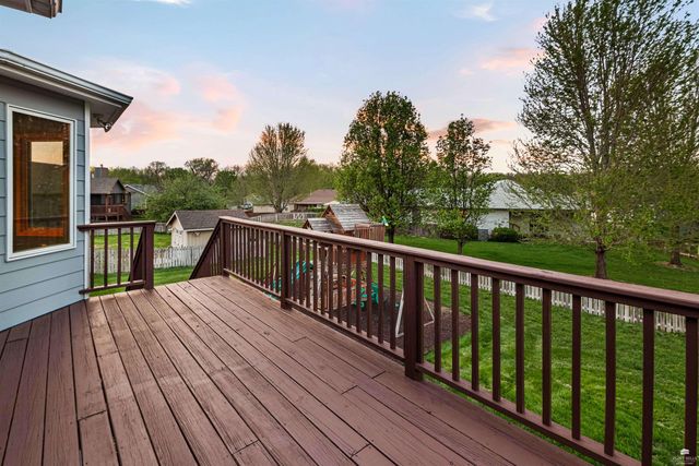 4505 Kelsey Drive, Manhattan, KS 66502