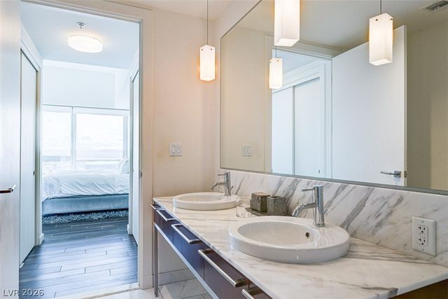 4471 Dean Martin Drive 4209, Las Vegas, NV 89103