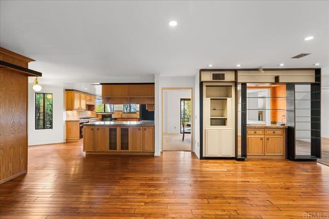 2871 Brant Street, San Diego, CA 92103