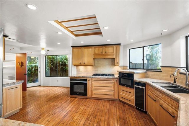 2871 Brant Street, San Diego, CA 92103