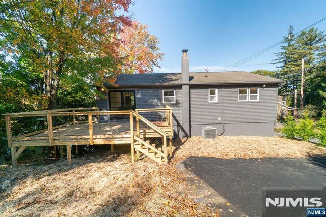 102 Brooklyn Mountain Road, Hopatcong, NJ 07843