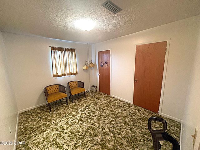 4642 River Drive, Marianna, FL 32446