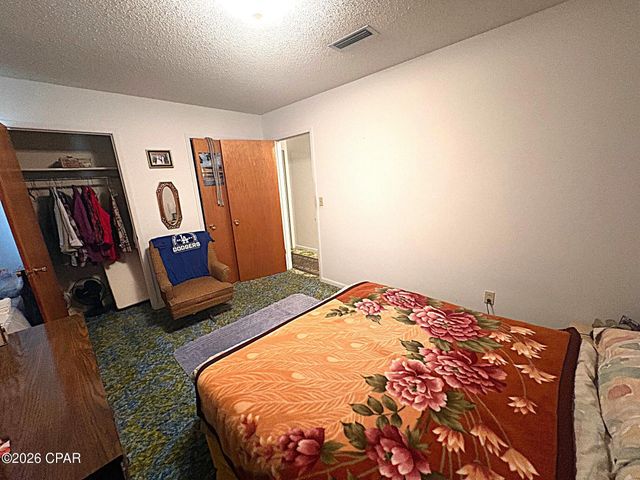 4642 River Drive, Marianna, FL 32446