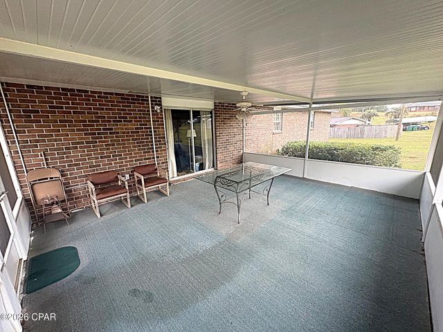 4642 River Drive, Marianna, FL 32446