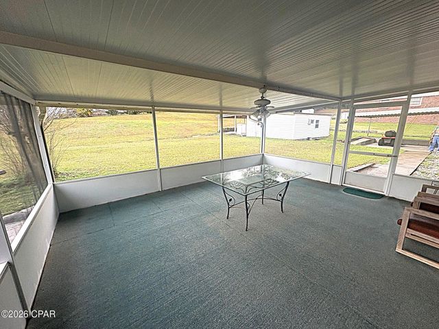 4642 River Drive, Marianna, FL 32446