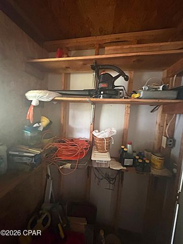 4642 River Drive, Marianna, FL 32446