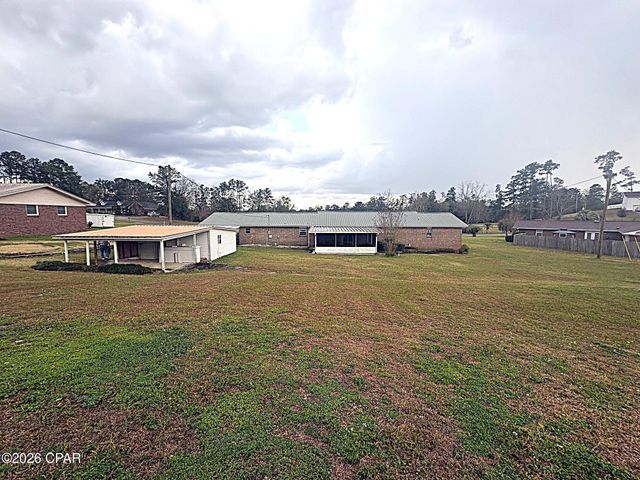 4642 River Drive, Marianna, FL 32446