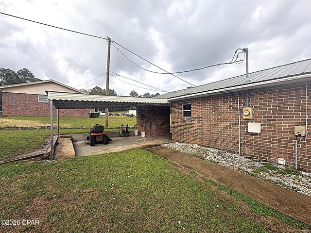 4642 River Drive, Marianna, FL 32446