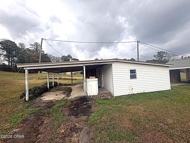 4642 River Drive, Marianna, FL 32446