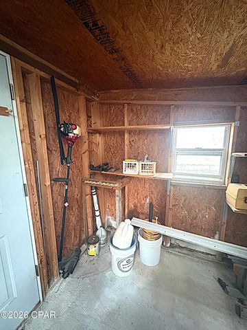 4642 River Drive, Marianna, FL 32446