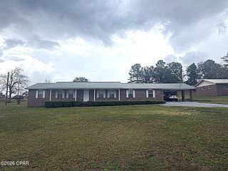 4642 River Drive, Marianna, FL 32446