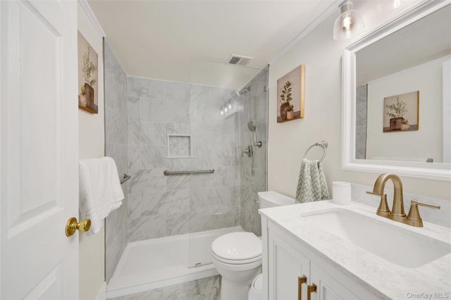 51 Jefferson Oval E, Yorktown Heights, NY 10598