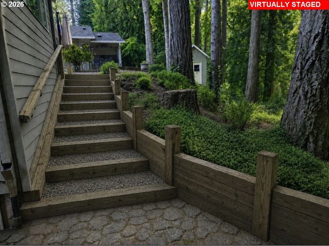 4520 CALAROGA Dr, West Linn, OR 97068