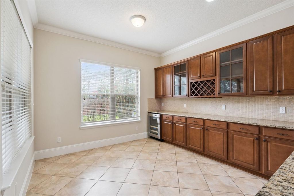 Image 9 of property listing at 9447 PRINCE HARRY DRIVE, Orlando, FL 32836