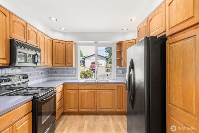 806 Marion Place, Kent, WA 98030