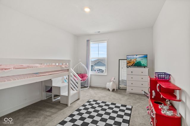 2134 Dixon Creek Drive, Whitestown, IN 46075