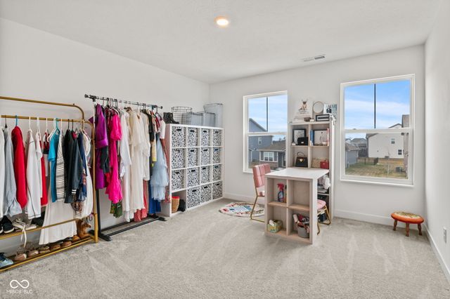 2134 Dixon Creek Drive, Whitestown, IN 46075